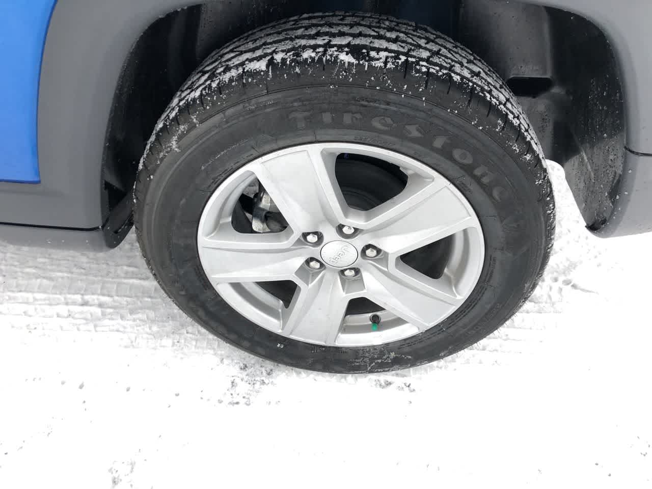 Thumbnail: 2022 Jeep Compass - 21