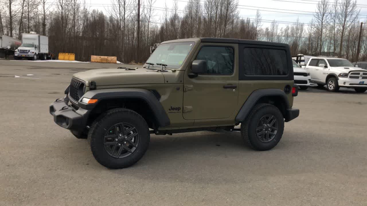 Thumbnail: 2025 Jeep Wrangler - 6