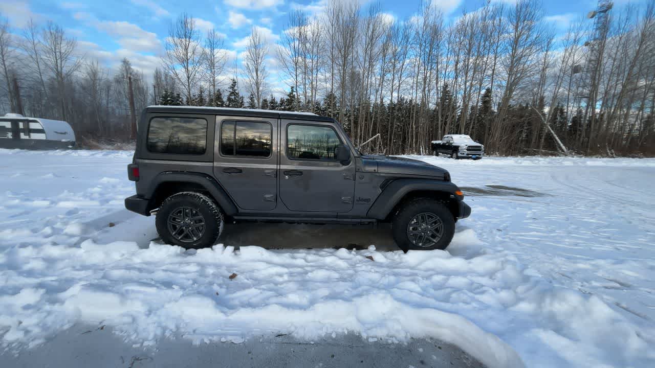 Thumbnail: 2026 Jeep Wrangler - 17