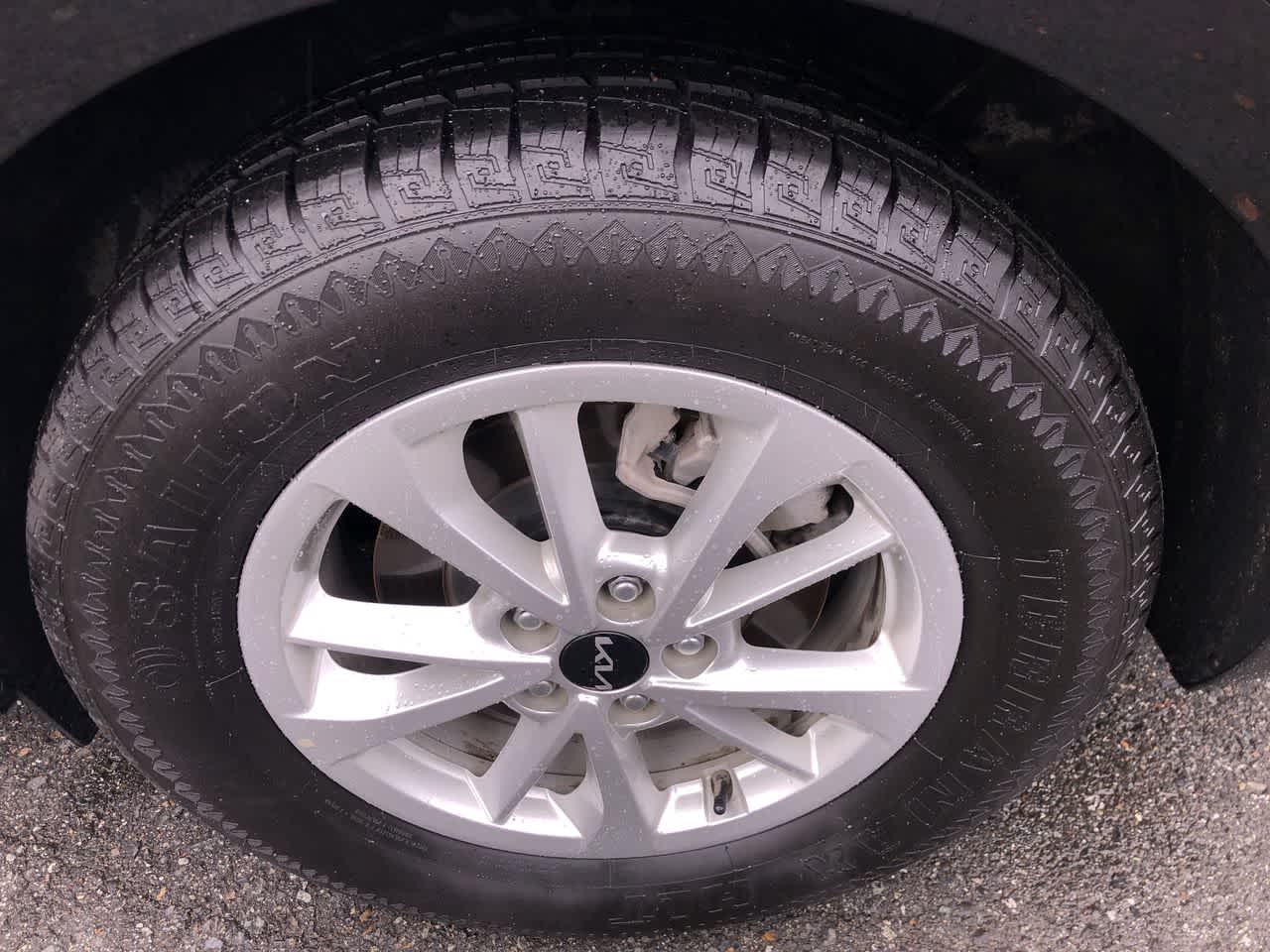 Thumbnail: 2024 Kia Carnival - 21