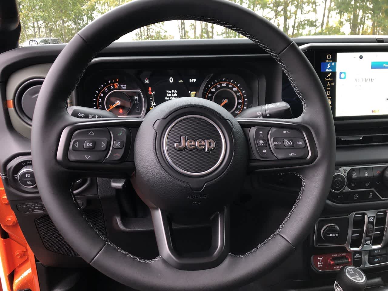 Thumbnail: 2025 Jeep Gladiator - 24