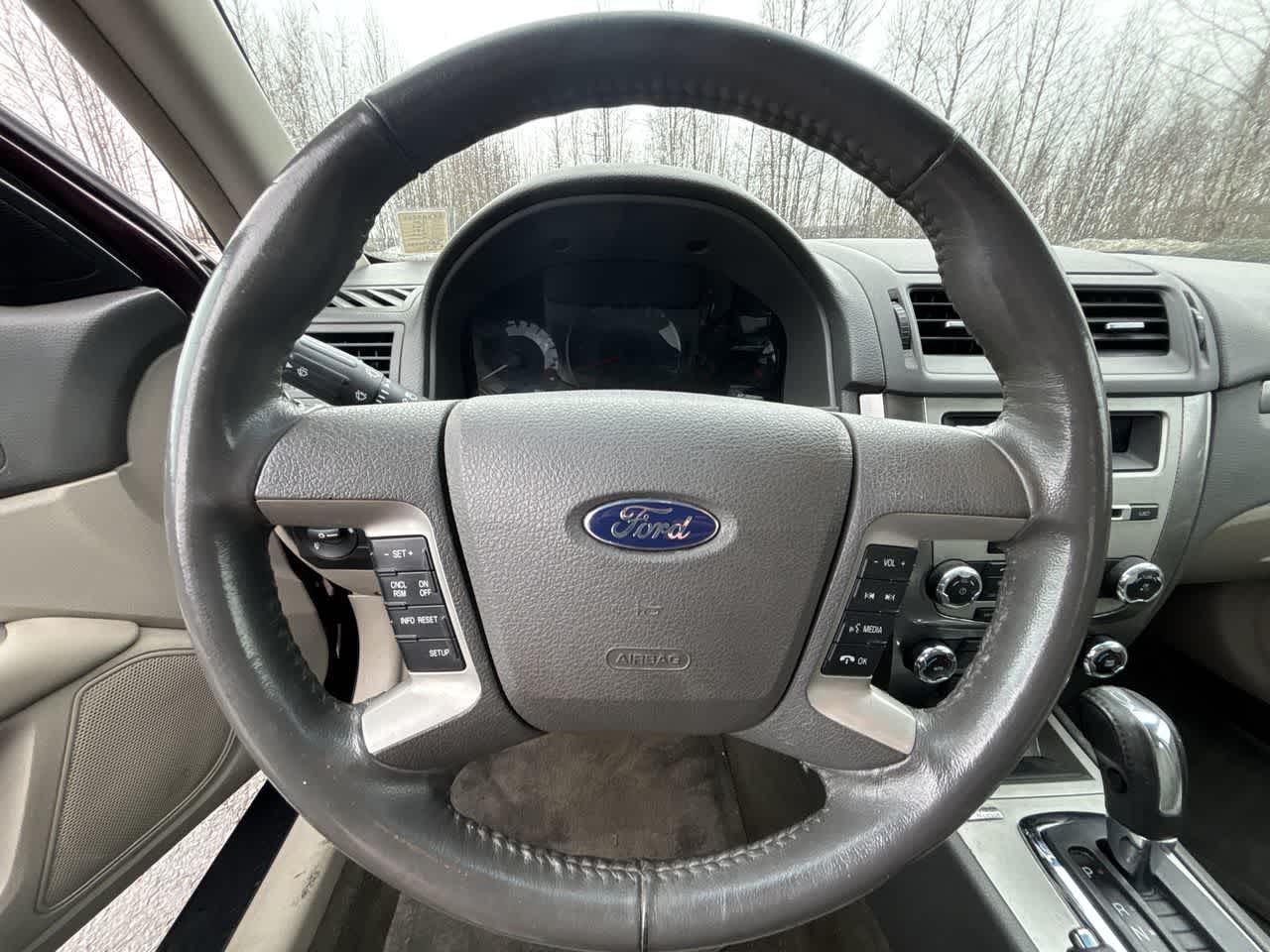 Thumbnail: 2011 Ford Fusion - 25