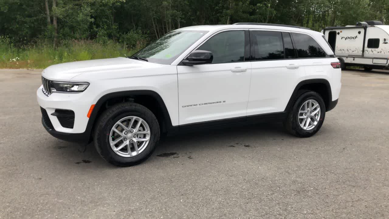 Thumbnail: 2025 Jeep Grand Cherokee - 6