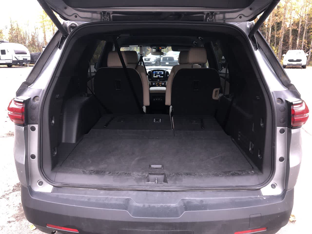 Thumbnail: 2023 Chevrolet Traverse - 20