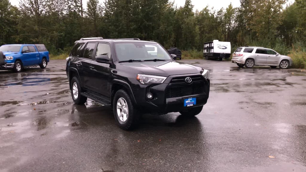 Used 2024 Toyota 4Runner SR5 SUV