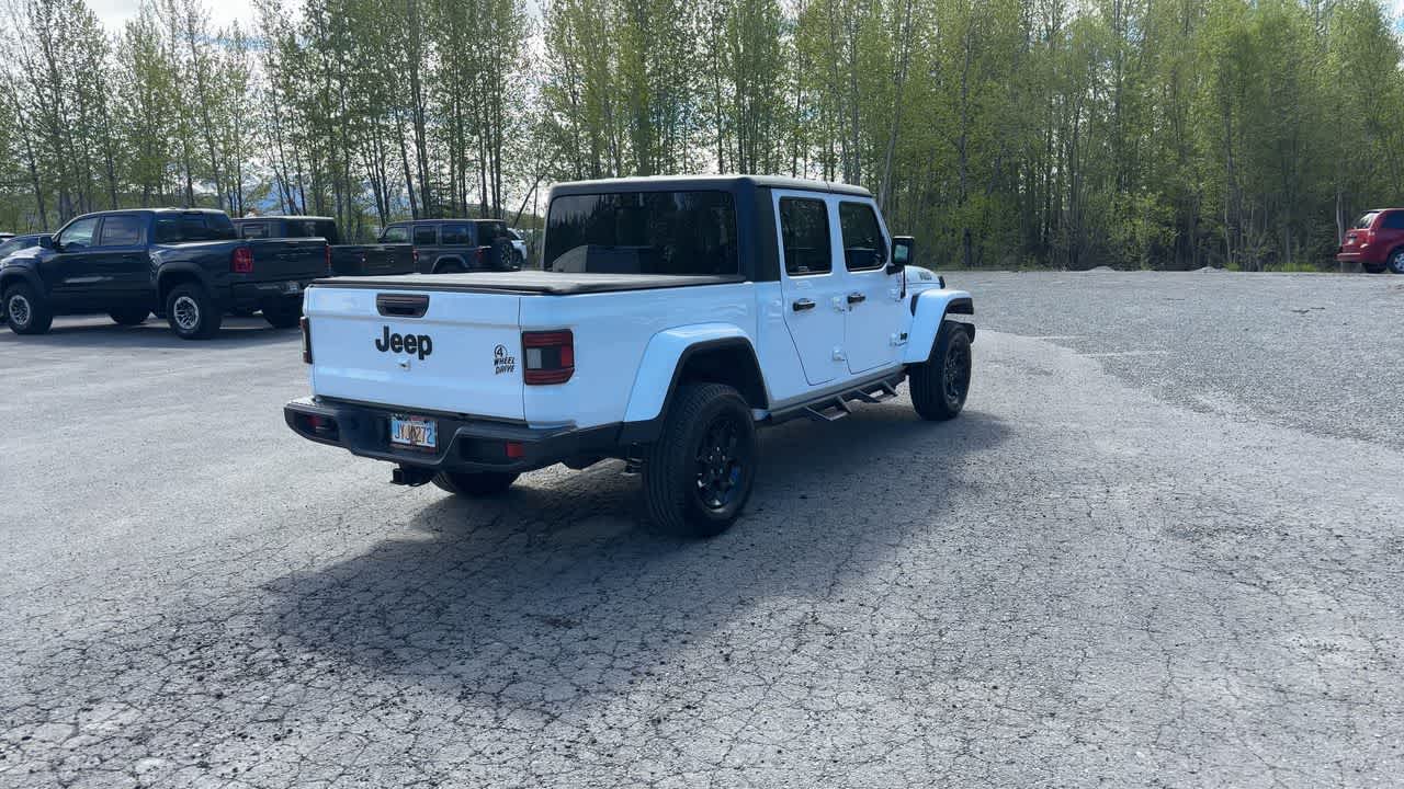 Thumbnail: 2023 Jeep Gladiator - 14