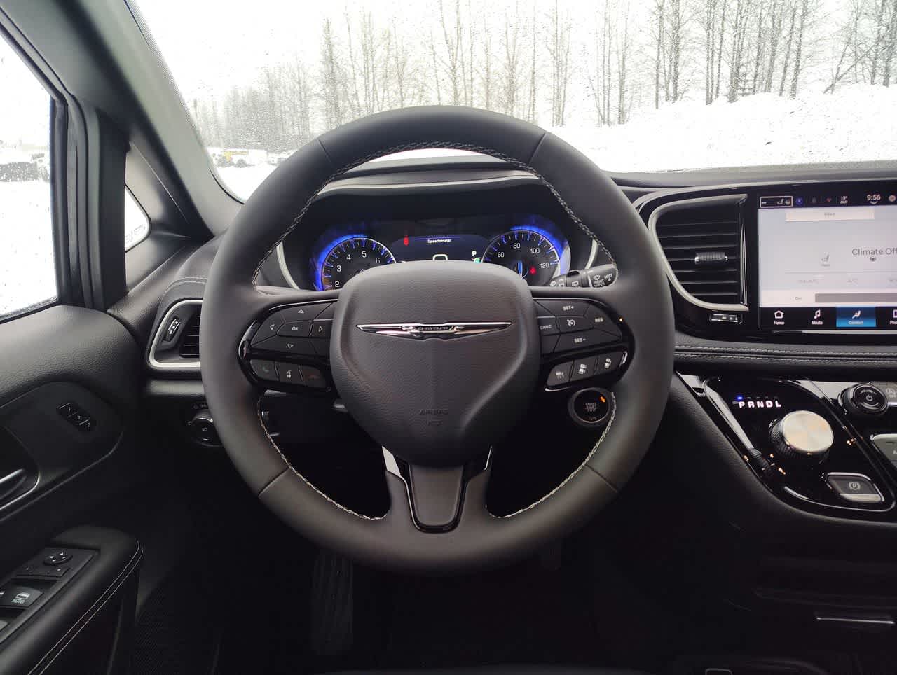 Thumbnail: 2026 Chrysler Pacifica - 17