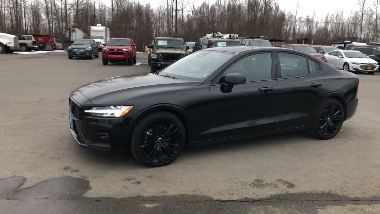 Thumbnail: 2024 Volvo S60 - 6