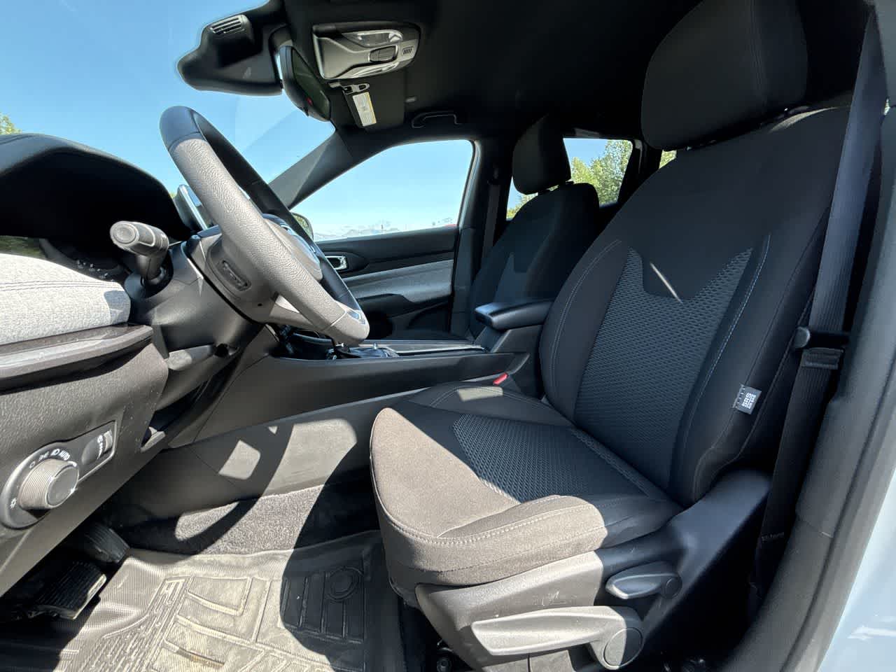 Thumbnail: 2025 Jeep Compass - 23