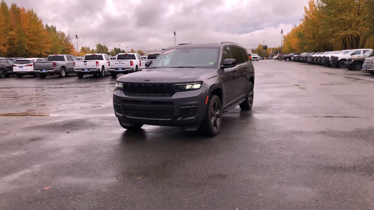 Thumbnail: 2025 Jeep Grand Cherokee - 5