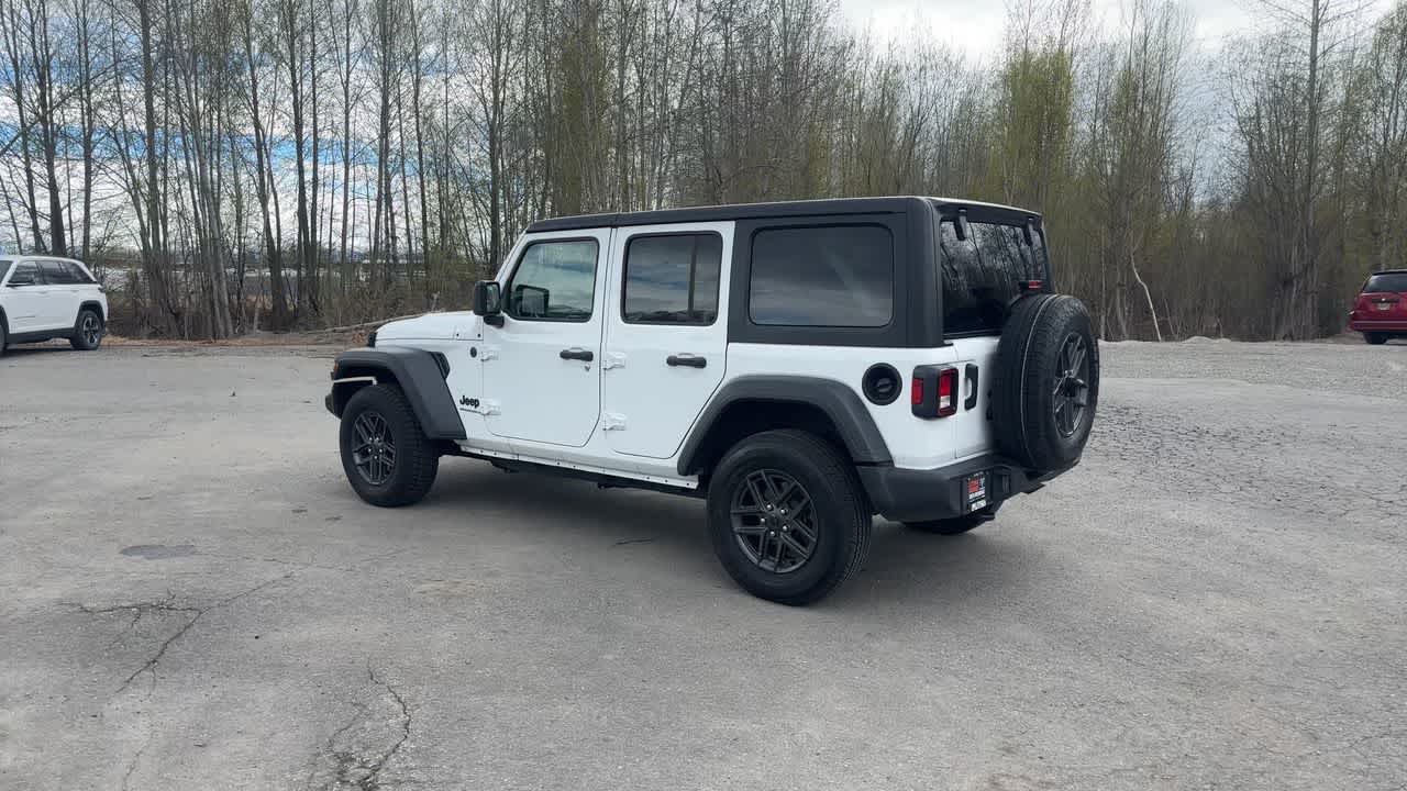 Thumbnail: 2024 Jeep Wrangler - 10