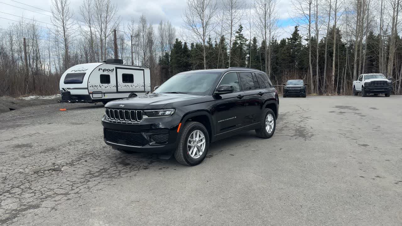 Thumbnail: 2026 Jeep Grand Cherokee - 6
