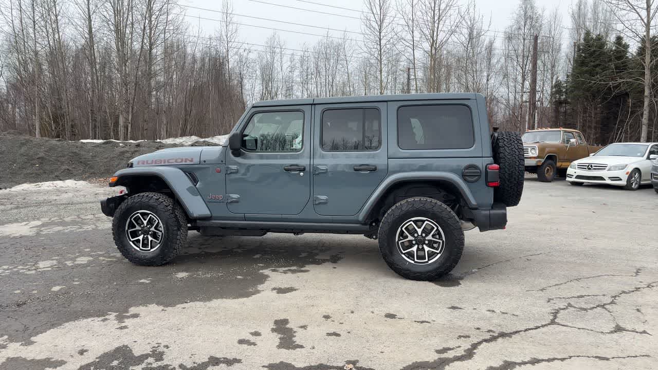 Thumbnail: 2026 Jeep Wrangler - 9
