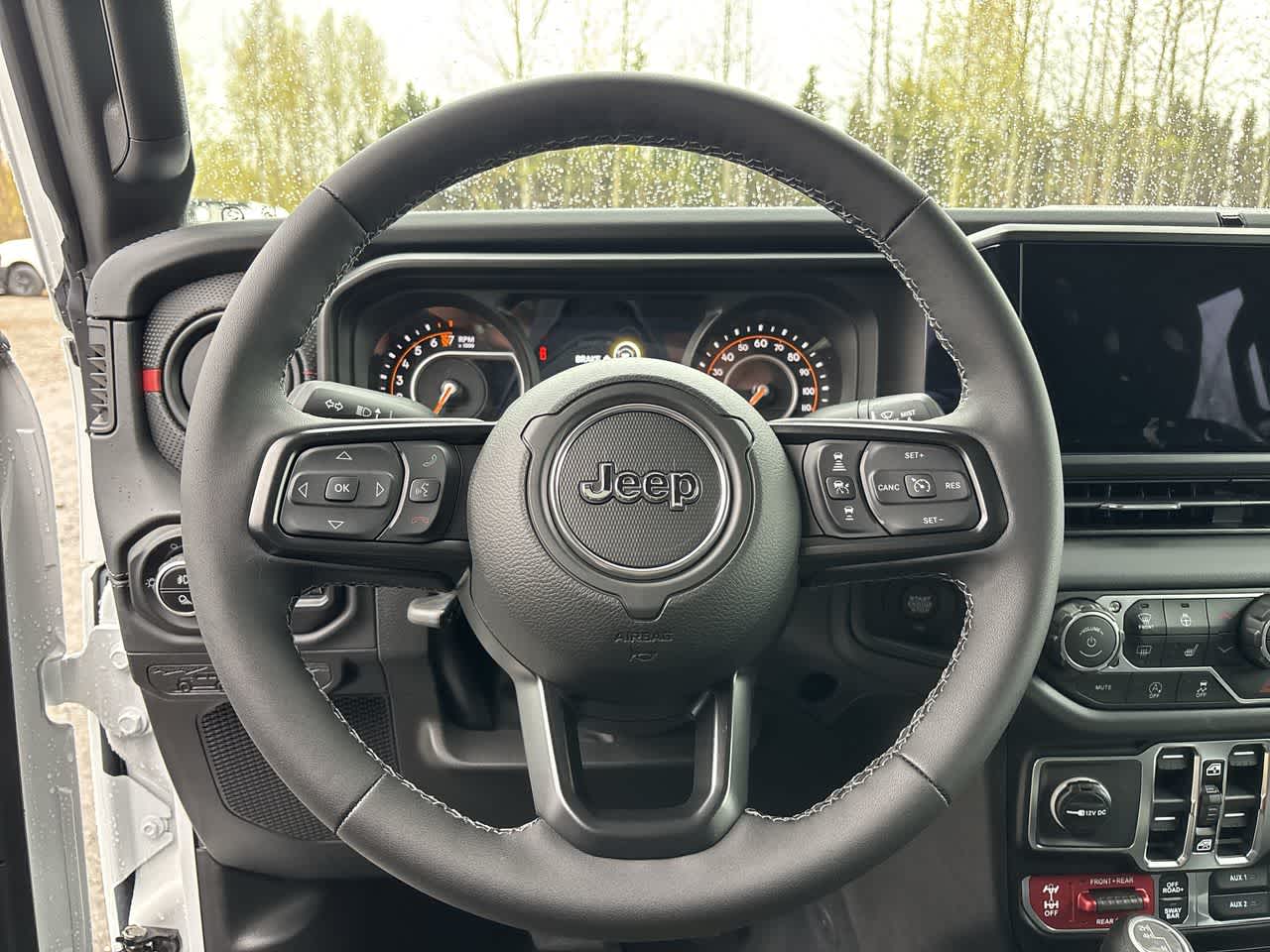Thumbnail: 2026 Jeep Gladiator - 25
