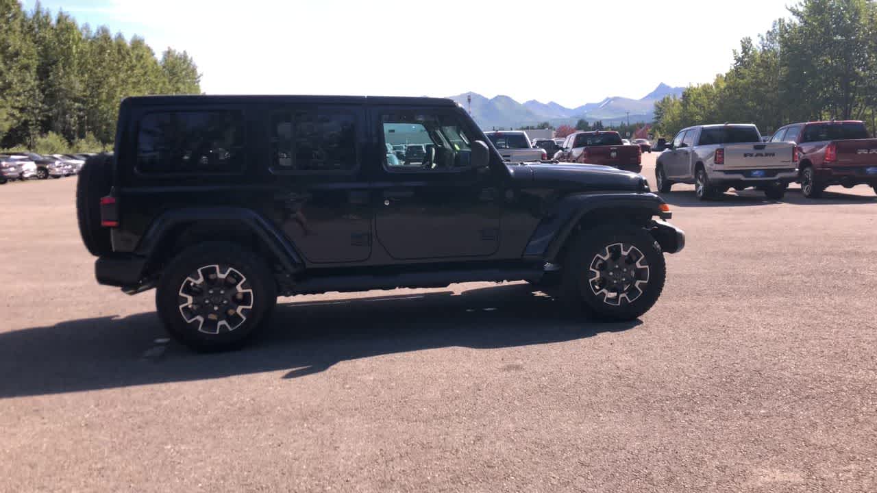 Thumbnail: 2025 Jeep Wrangler - 15