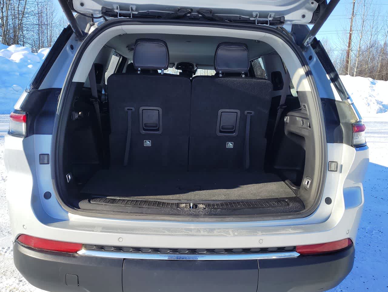 Thumbnail: 2023 Jeep Grand Cherokee L - 13