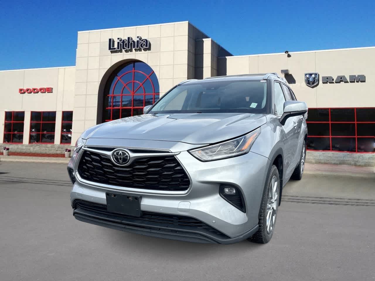 Thumbnail: 2021 Toyota Highlander - 1