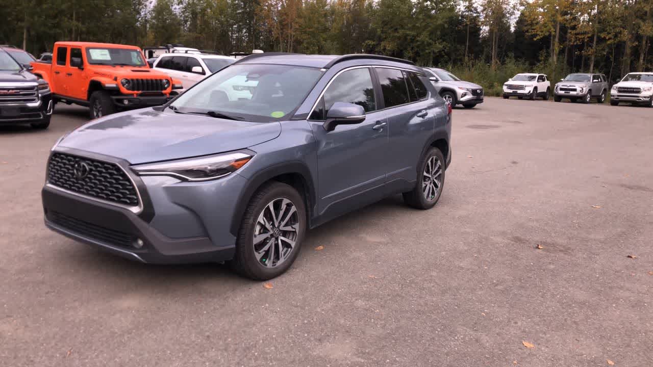 Thumbnail: 2023 Toyota Corolla Cross - 6