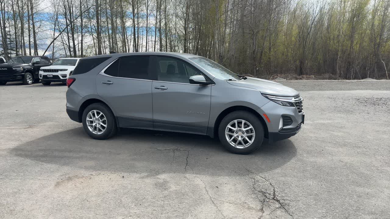 Thumbnail: 2024 Chevrolet Equinox - 17