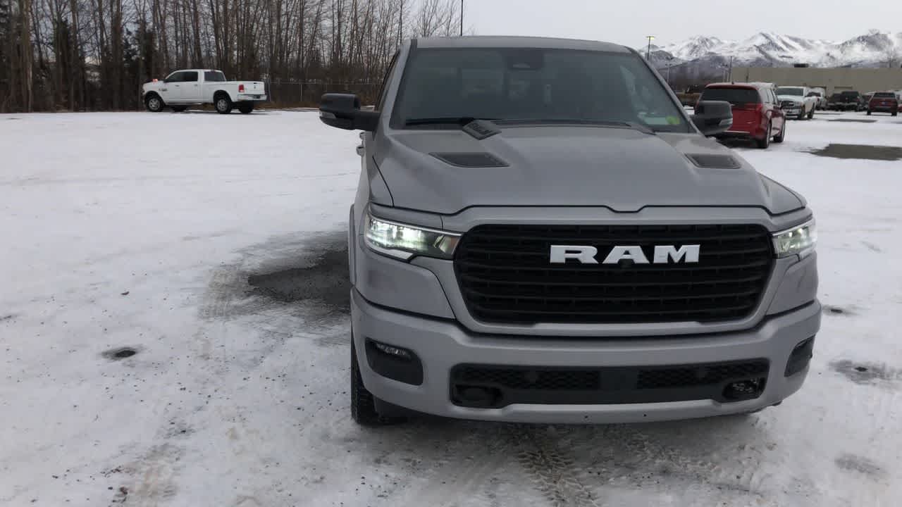 2025 RAM 1500 Laramie 3