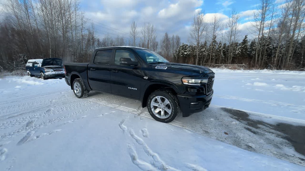 New 2026 Ram 1500 BIG HORN CREW CAB 4X4 5'7 BOX Pickup