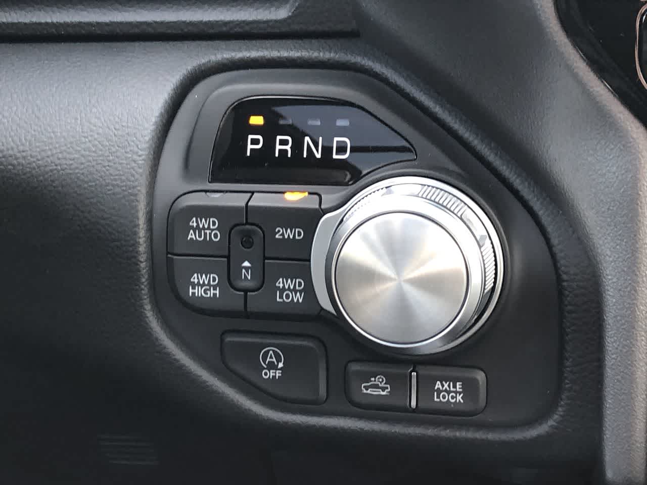 Thumbnail: 2025 RAM 1500 - 27