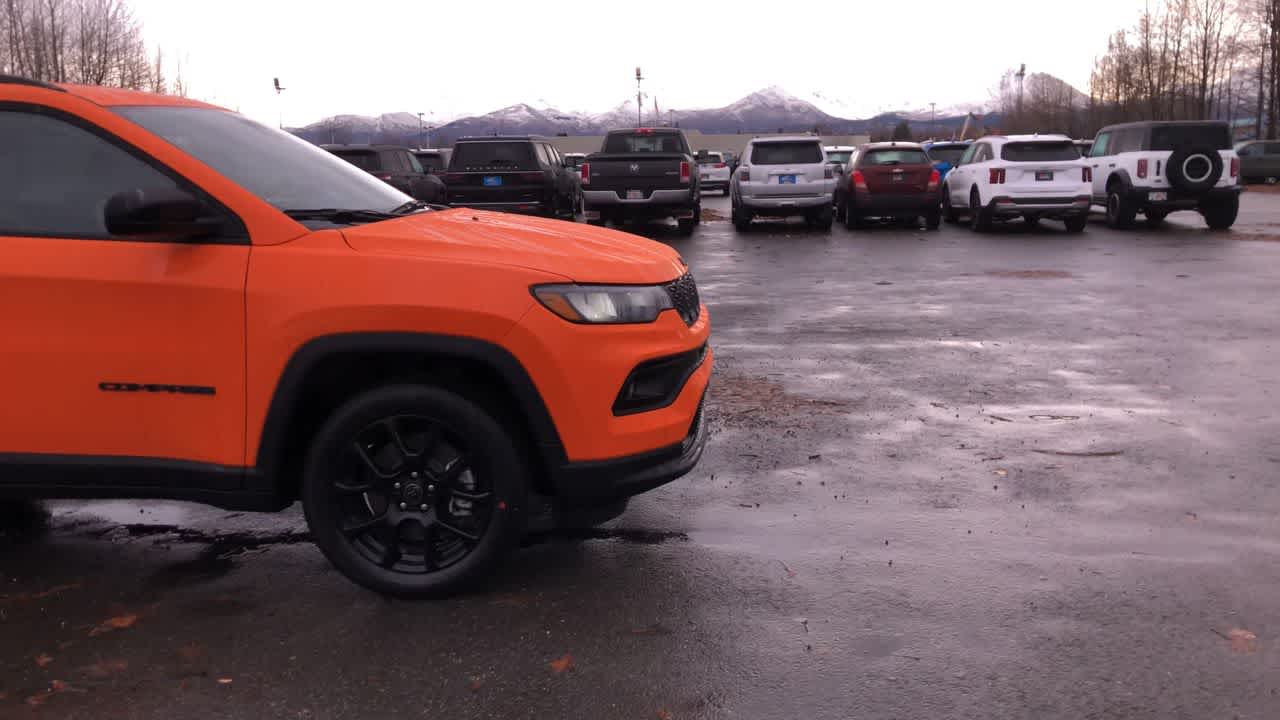 Thumbnail: 2026 Jeep Compass - 16
