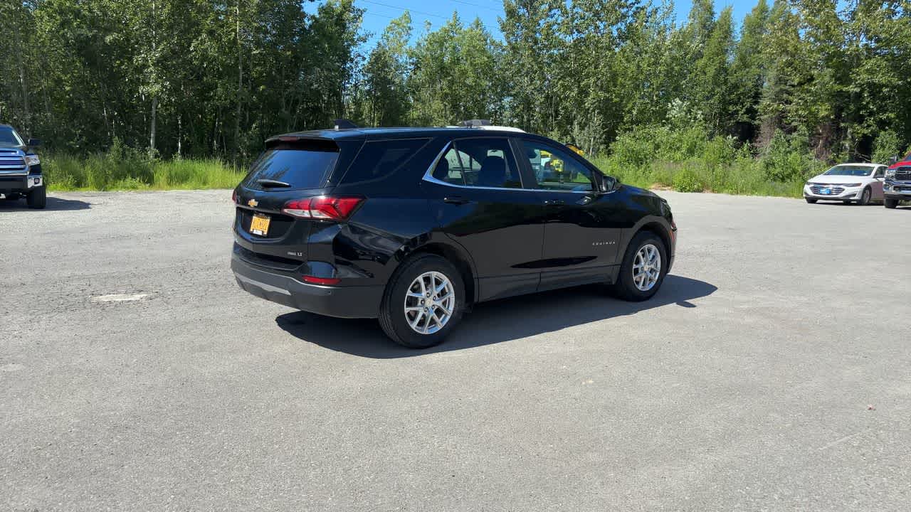 Thumbnail: 2024 Chevrolet Equinox - 14