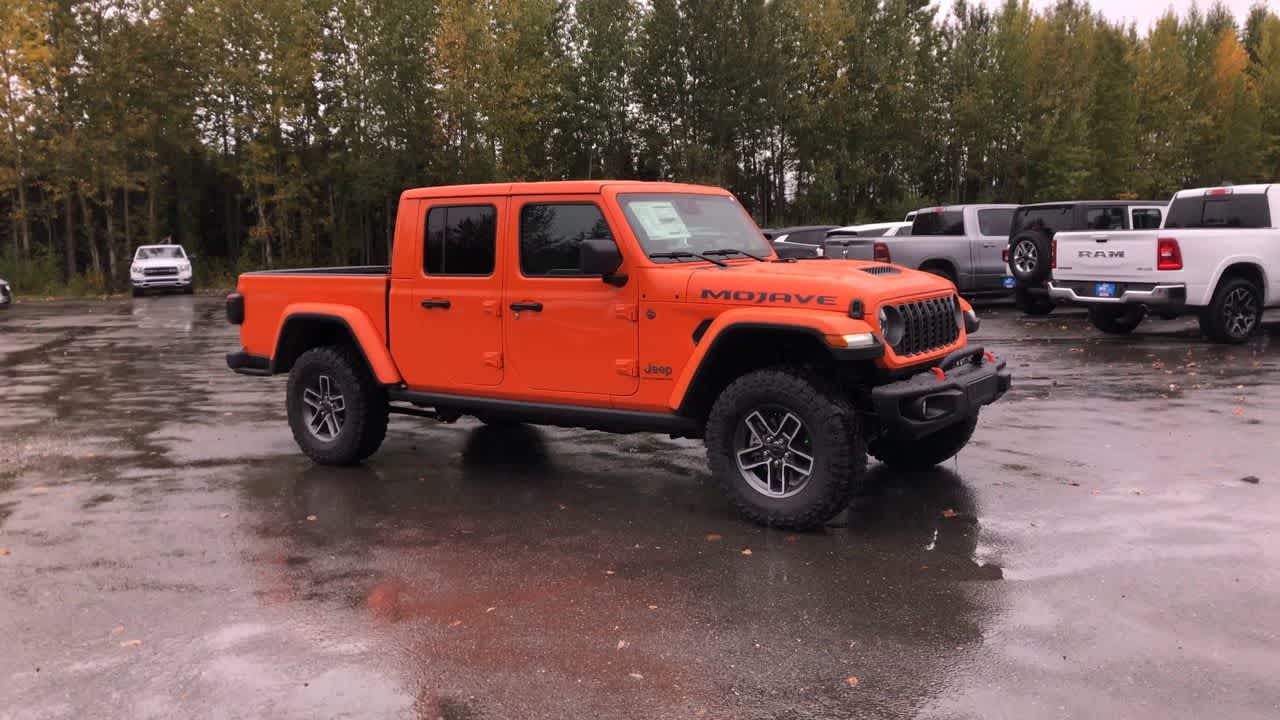 Thumbnail: 2025 Jeep Gladiator - 2