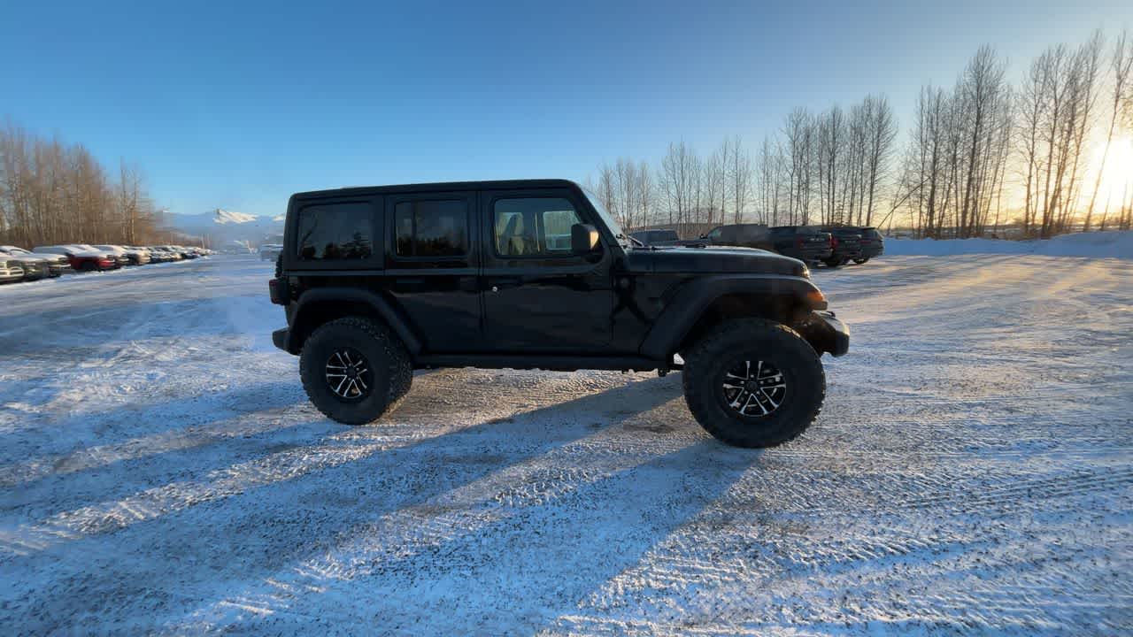 Thumbnail: 2026 Jeep Wrangler - 17