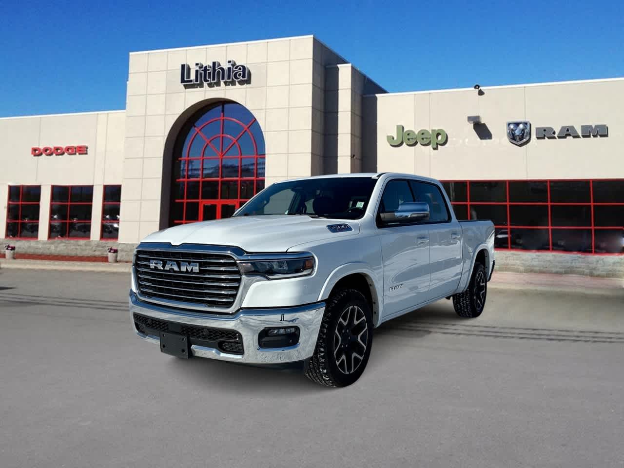 2025 RAM 1500 Laramie 4x4 Crew Cab 5'7's photo