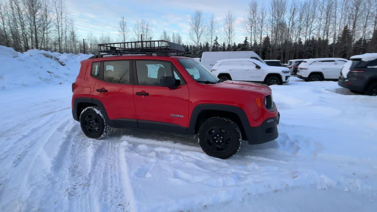 Thumbnail: 2017 Jeep Renegade - 17