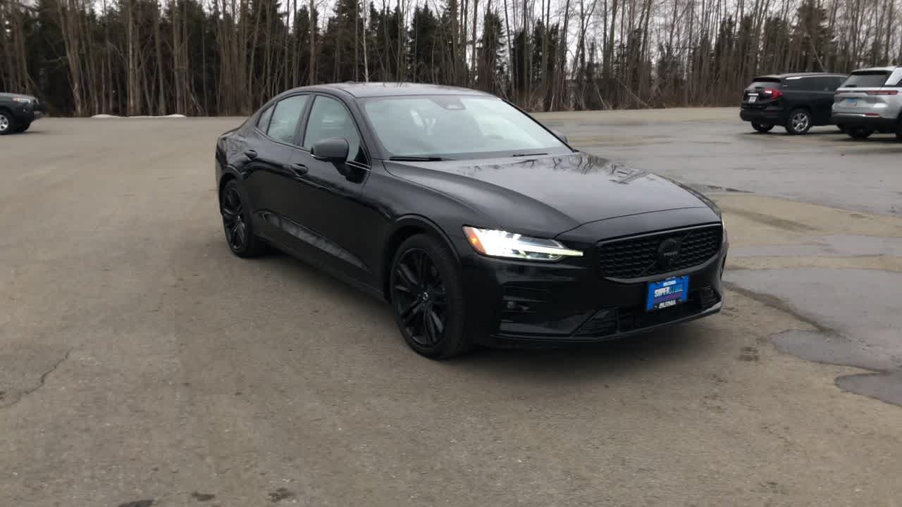 Thumbnail: 2024 Volvo S60 - 2