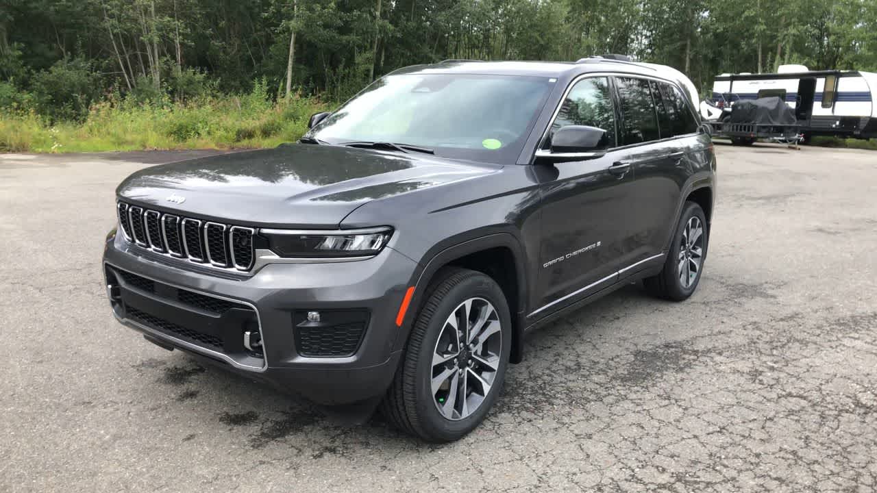 Thumbnail: 2025 Jeep Grand Cherokee - 6