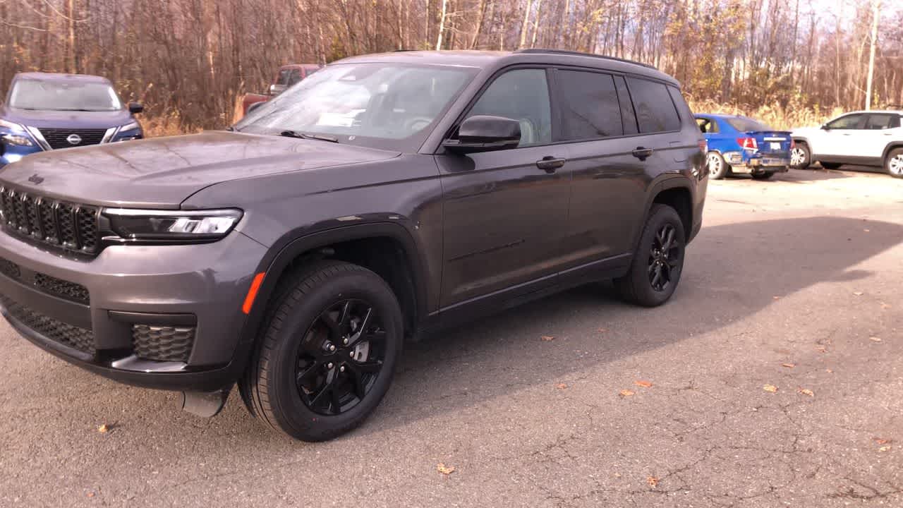 Thumbnail: 2024 Jeep Grand Cherokee L - 5