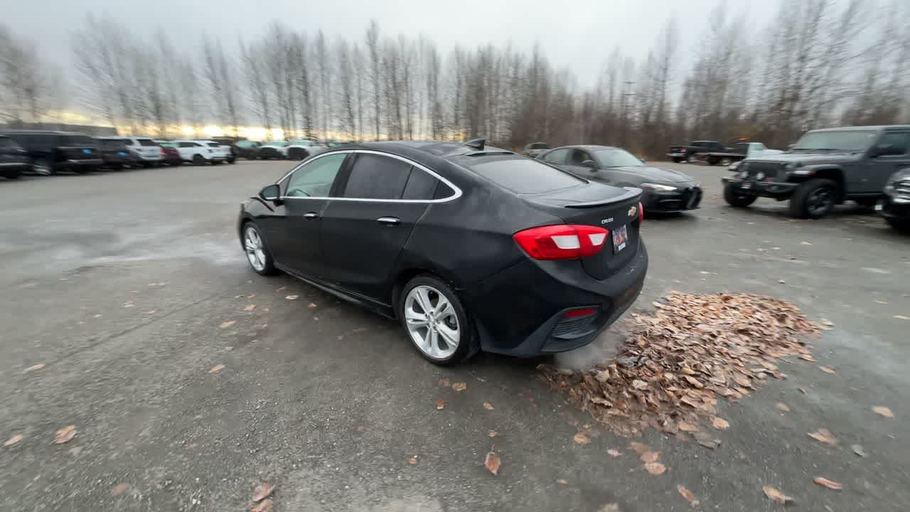 Thumbnail: 2016 Chevrolet Cruze - 10