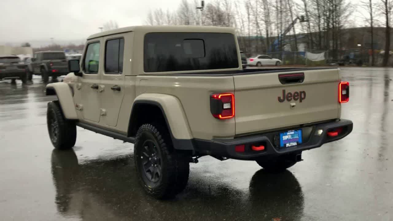 Thumbnail: 2022 Jeep Gladiator - 11