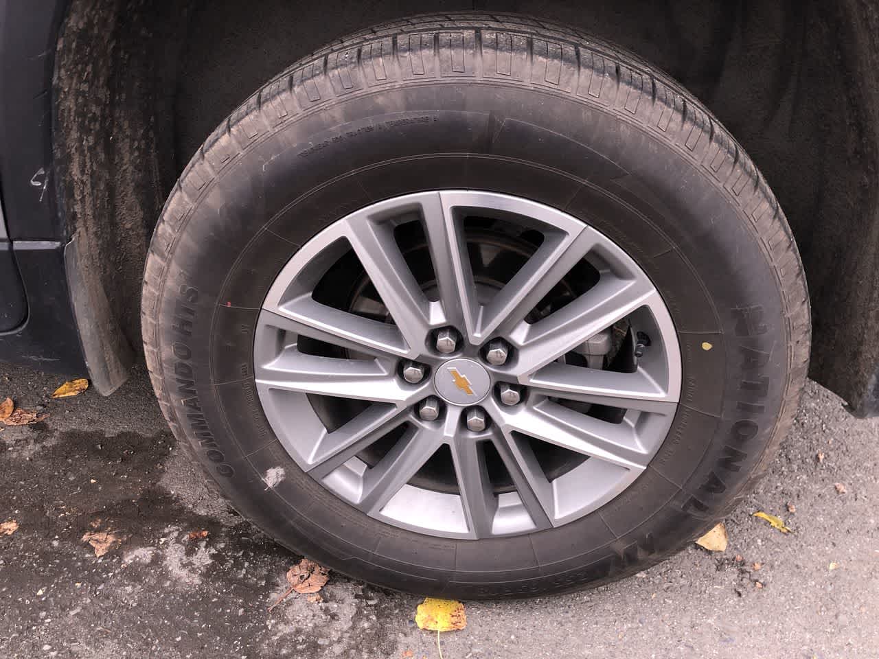 Thumbnail: 2023 Chevrolet Traverse - 21