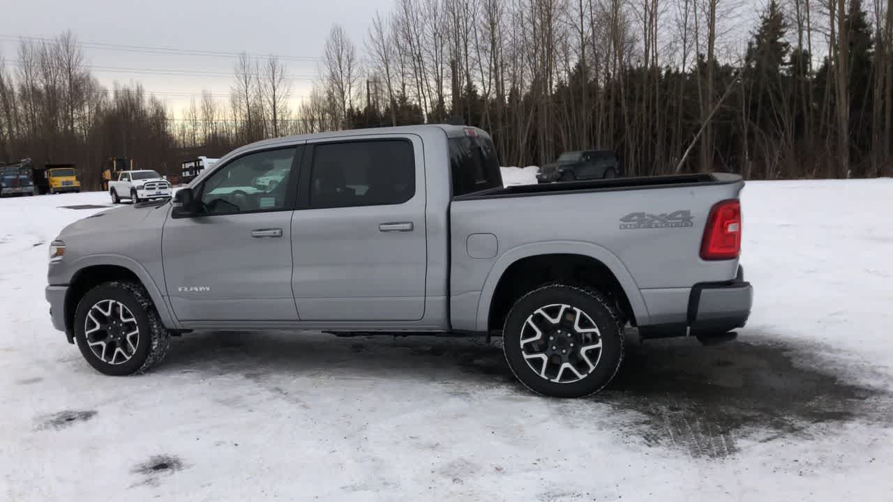 2025 RAM 1500 Laramie 9