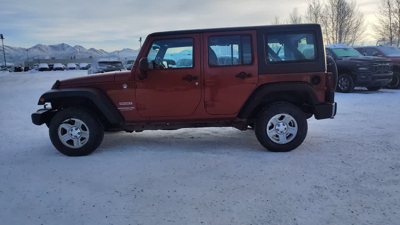 Thumbnail: 2014 Jeep Wrangler - 7