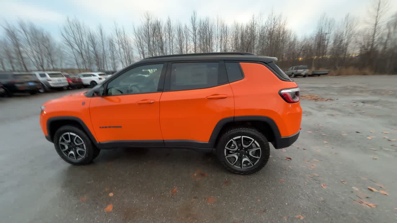 Thumbnail: 2026 Jeep Compass - 9