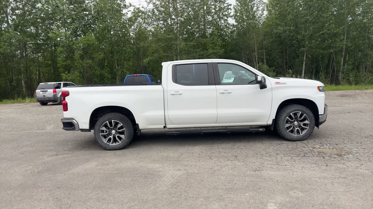 Thumbnail: 2020 Chevrolet Silverado 1500 - 16