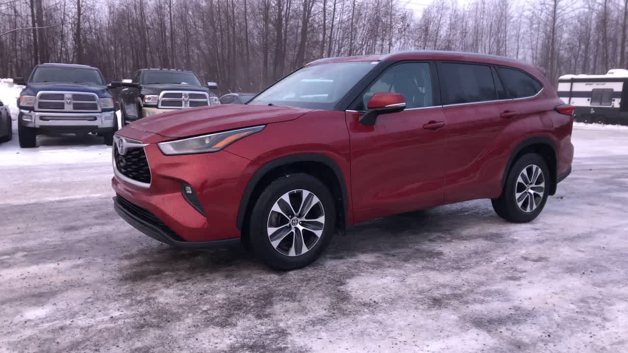 Thumbnail: 2023 Toyota Highlander - 6