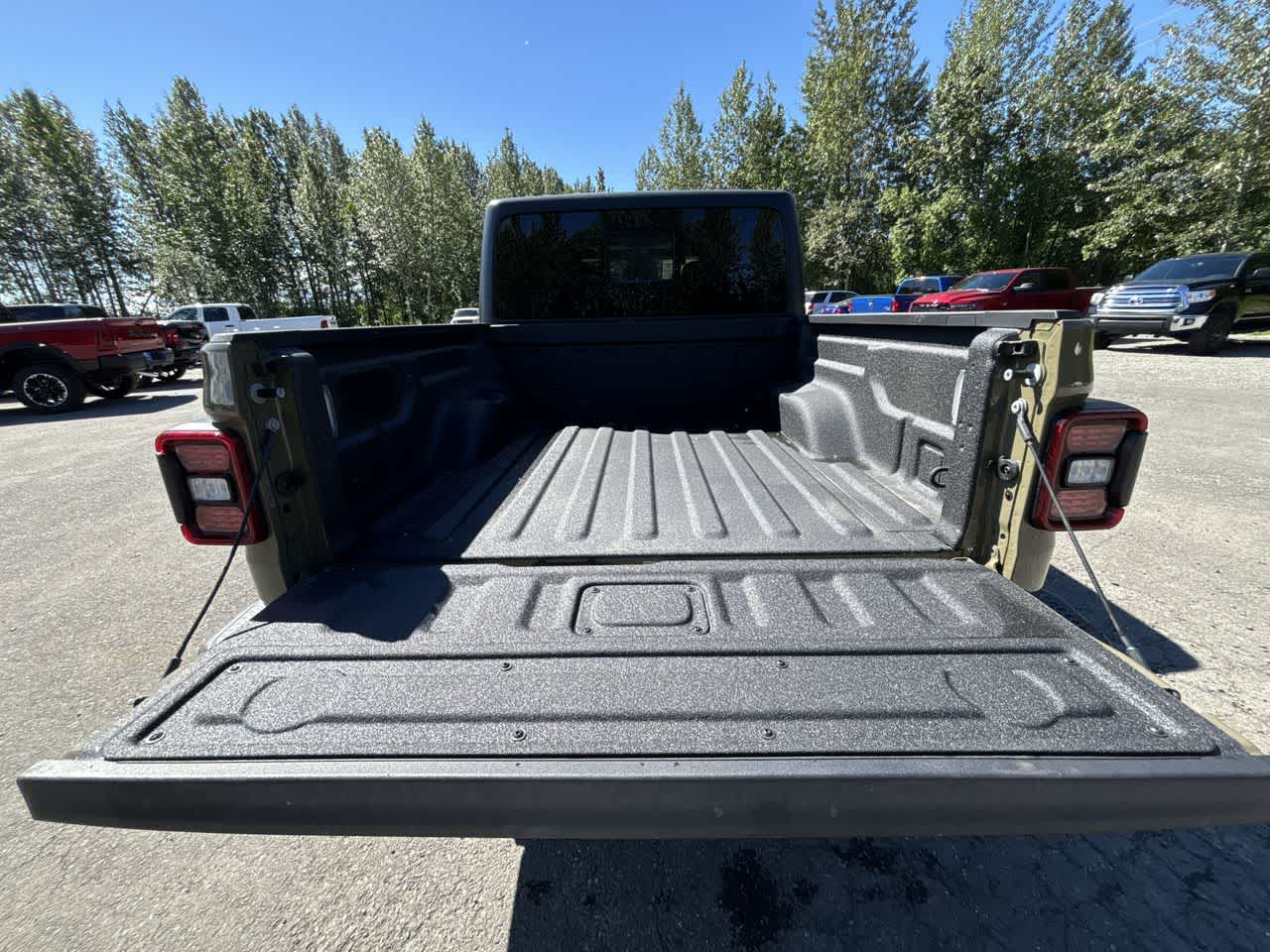 2026 Jeep Gladiator Willys 41 - Photo 20