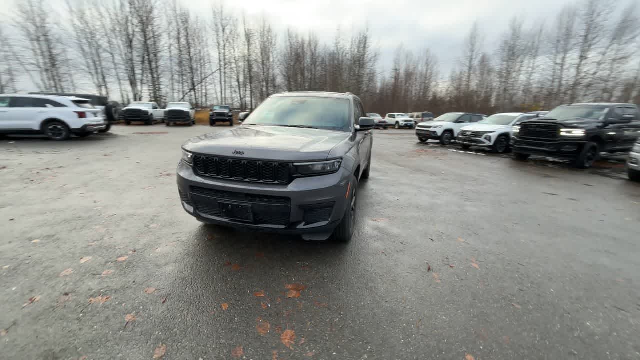 Thumbnail: 2024 Jeep Grand Cherokee L - 5