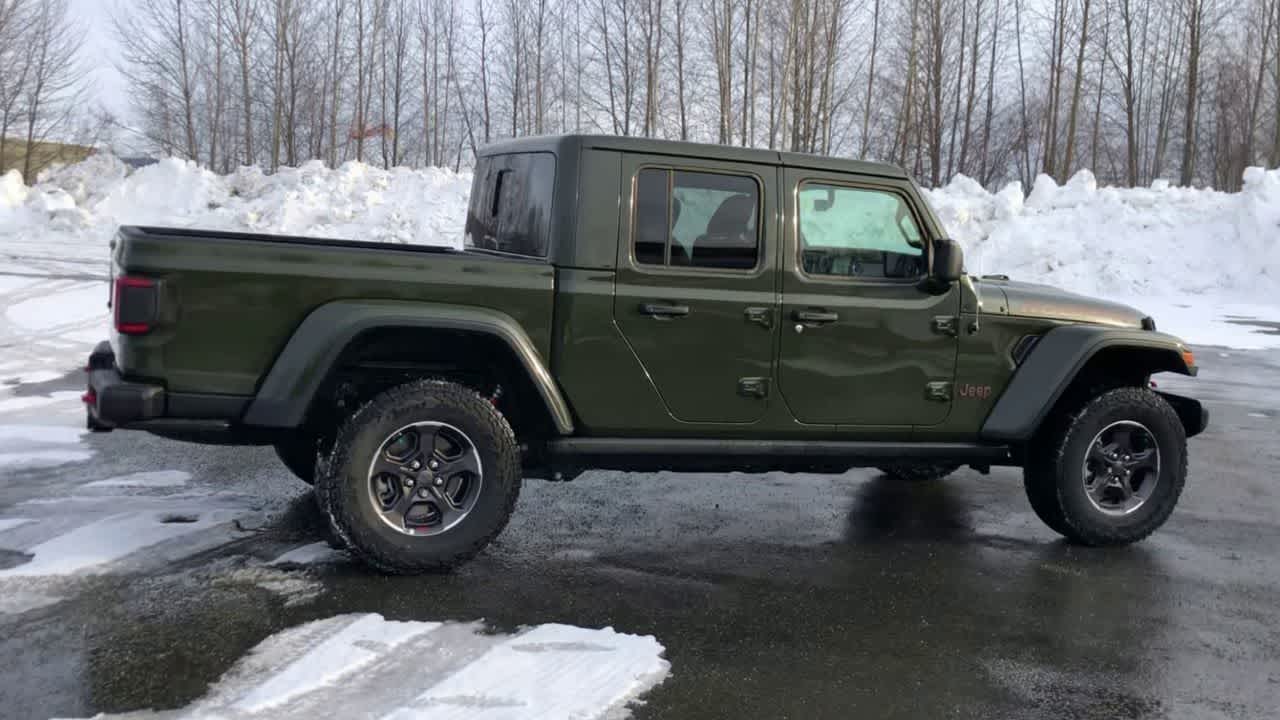 Thumbnail: 2022 Jeep Gladiator - 16