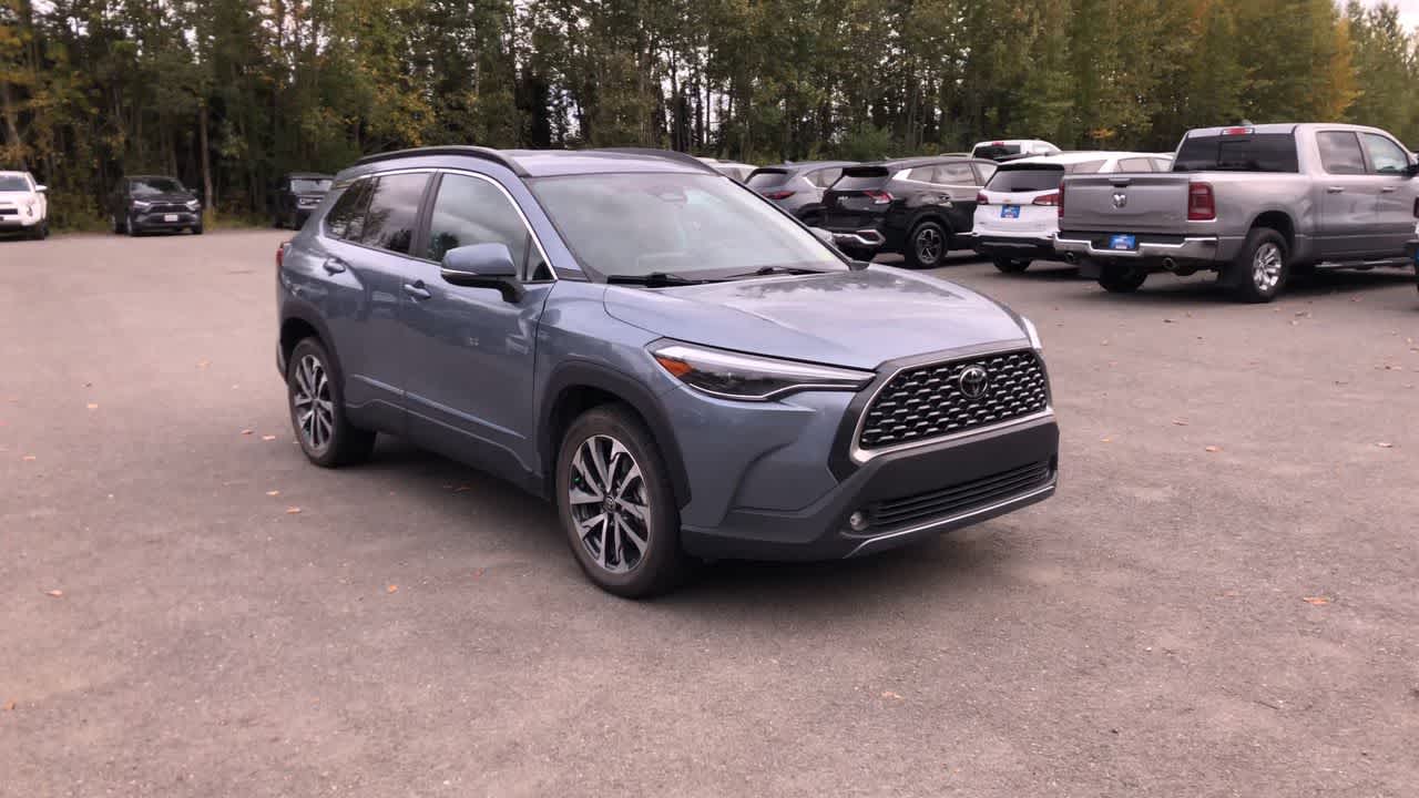 Thumbnail: 2023 Toyota Corolla Cross - 3
