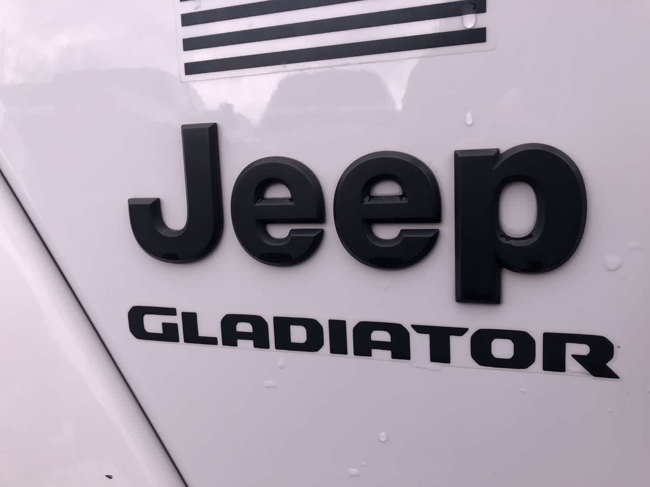 Thumbnail: 2021 Jeep Gladiator - 18