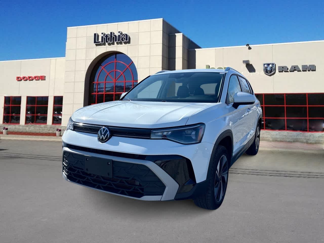 Thumbnail: 2025 Volkswagen Taos - 1