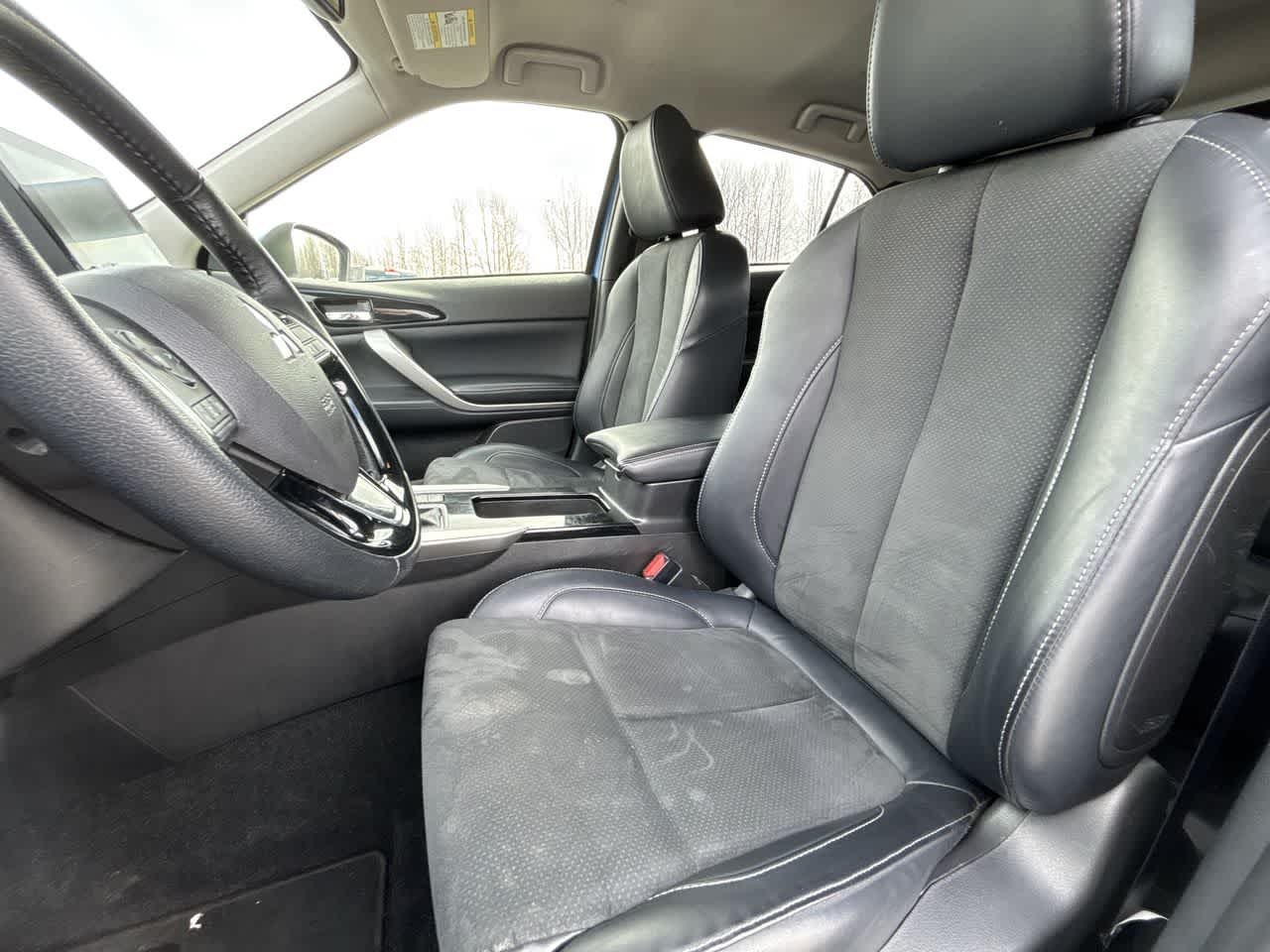 Thumbnail: 2024 Mitsubishi Eclipse Cross - 14